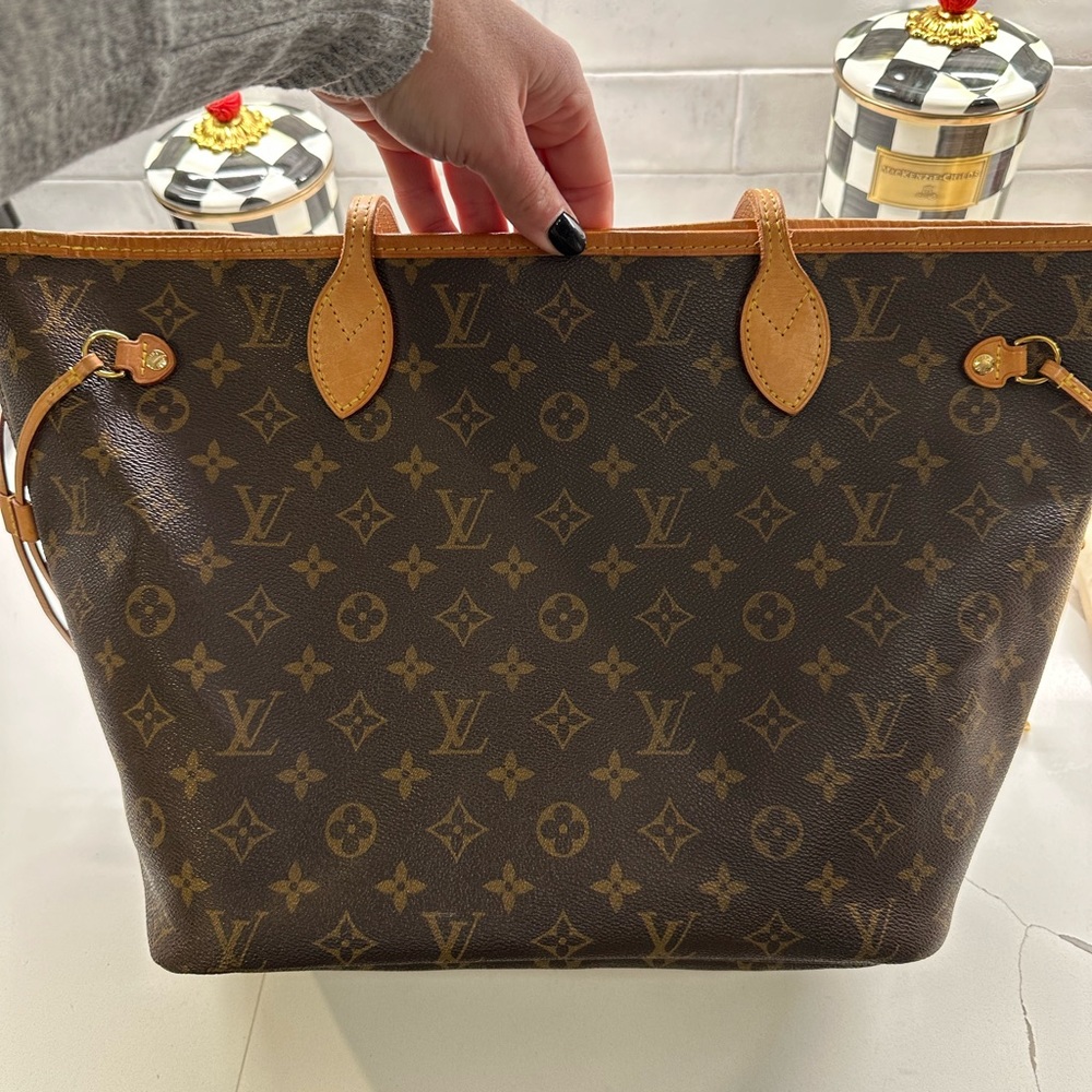 Louis Vuitton Neverfull mm